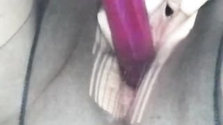 Mia moglie gioca con un dildo