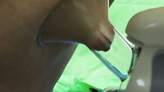 Anteprima del video: Si pompa le tette