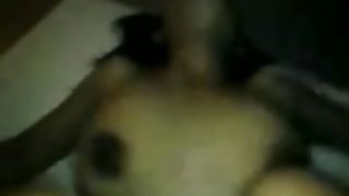 Ragazza malese scopata in POV nella fica pelosa