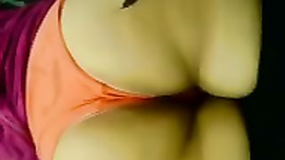 Moglie araba dal culo succoso