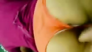 Moglie araba dal culo succoso