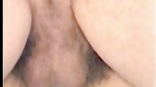 Sborra sulla fica pelosa