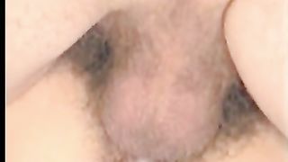 Sborra sulla fica pelosa