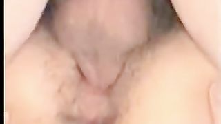 Sborra sulla fica pelosa