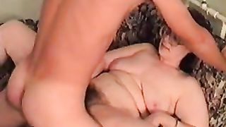 Vecchia megera russa soddisfa cazzo giovane