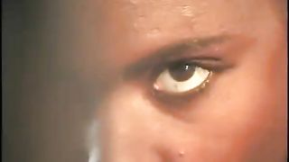 Negre lesbiche si leccano la passera