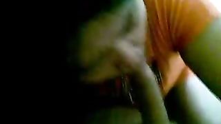 Bruna indonesiana cicciottella urla quando la scopo