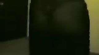 La mia sexy fidanzata araba si spoglia in cam