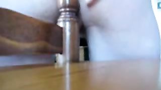 Pomo di legno in culo