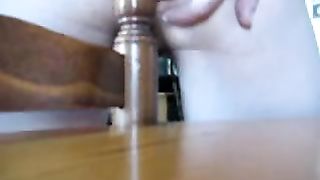 Pomo di legno in culo