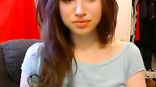 Diciottenne bella e sexy si masturba