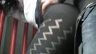 Sexy brunetta tettona lo prende nella figa