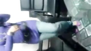 Moglie araba con il velo balla come una puttana