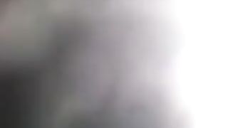 Troia bianca scopata da un cazzo nero dice che è troppo grosso