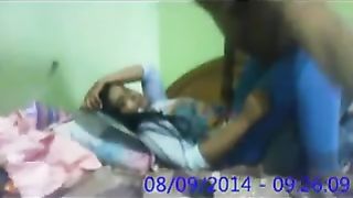 19enne studentessa indiana ama scopare alla missionaria