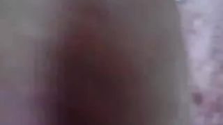 Mi sono filmata mentre mi masturbavo la patatina