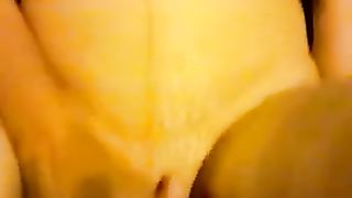 Sbatte la sua bruna zia indiana fino all'orgasmo