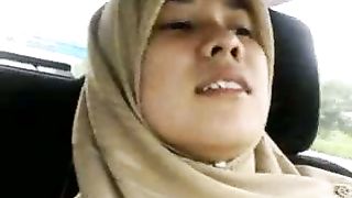 Anteprima del video: Troia col velo