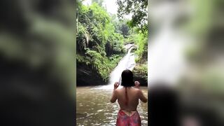 Tanto latte i nquelle due mega tette