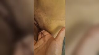 Mia moglie vuole due dita nel culo