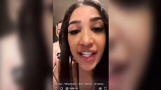 Naomi in diretta con amica bionda tettona OF