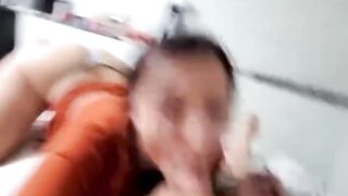 Fidanzata porcella bolognese lo succhia avidamente