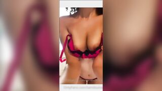 Adult creator italiane fanno video lesbo promozionale