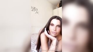 Romana la TETTONA si diverte su OF