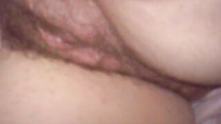 Anteprima del video: La sorca pelossissima di mia moglie sessantenne