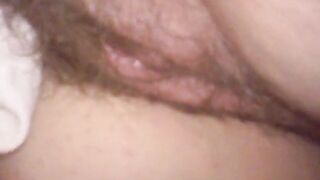 La sorca pelossissima di mia moglie sessantenne