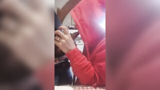 INCULA A PECORA LA SUA MOGLIE VACCA