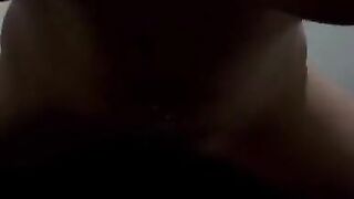 Moglie scopata in bagno dopo la doccia