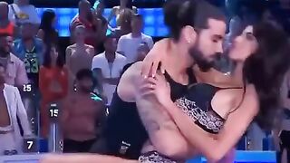 Marilena Scaramozzino e Deola Godini troie a Ciao Darwin