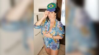 Marika Fruscio flash tette enormi