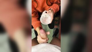 Gli sego l'uccello e lo spurgo nel bicchiere