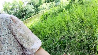 Picnic giovane coppietta