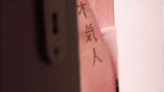 Sandra battona matura inculata dal giovane cliente