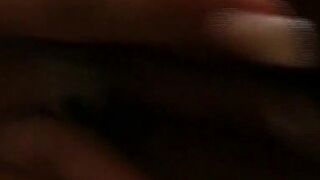 Veronica trans italiana trombata da 2 puttanieri