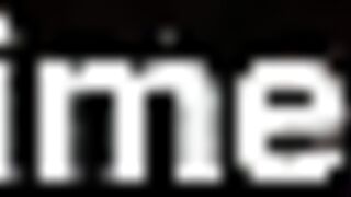 Giovane autostoppista dai capelli rossi