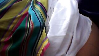 Me la dà nel bosco appoggiata a un albero