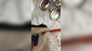 MIA MOGLIE DIANA MI SEGO E VENGO SULLE SUE SCARPE DA ZOCCOLA