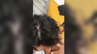 Dai porca ingionocchiati e prendilo tutto !