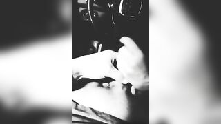 Lei che me lo pompa al parcheggio del supermarket