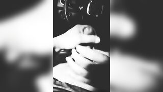 Lei che me lo pompa al parcheggio del supermarket