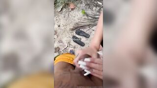 Ieri a Forte dei Marmi con la sua zoccola