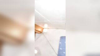 Tira fuori la lingua che ti sborro