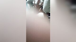 Studentessa con bel culo si muove sul mio cazzo