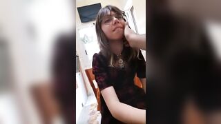 Fidaznata spagnola che ingoia tutto