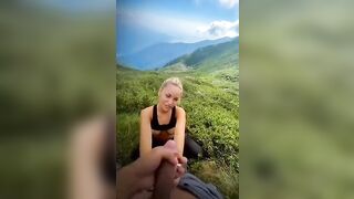 La mia troia che lo succhia sull'Alpe di Siusi