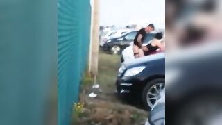 Sgamati a scopare al parcheggio pubblico